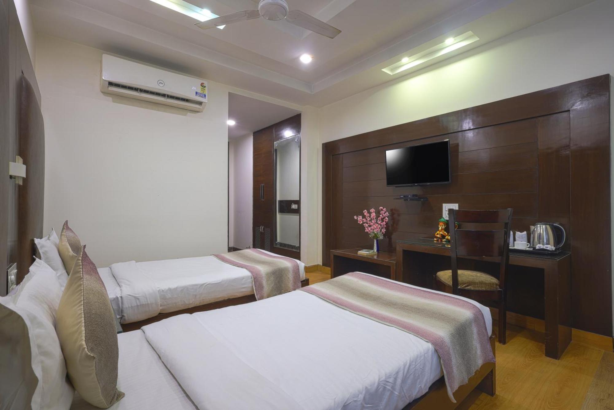 Hotel Haris Mg Road Gurugram Gurgaon Exterior foto