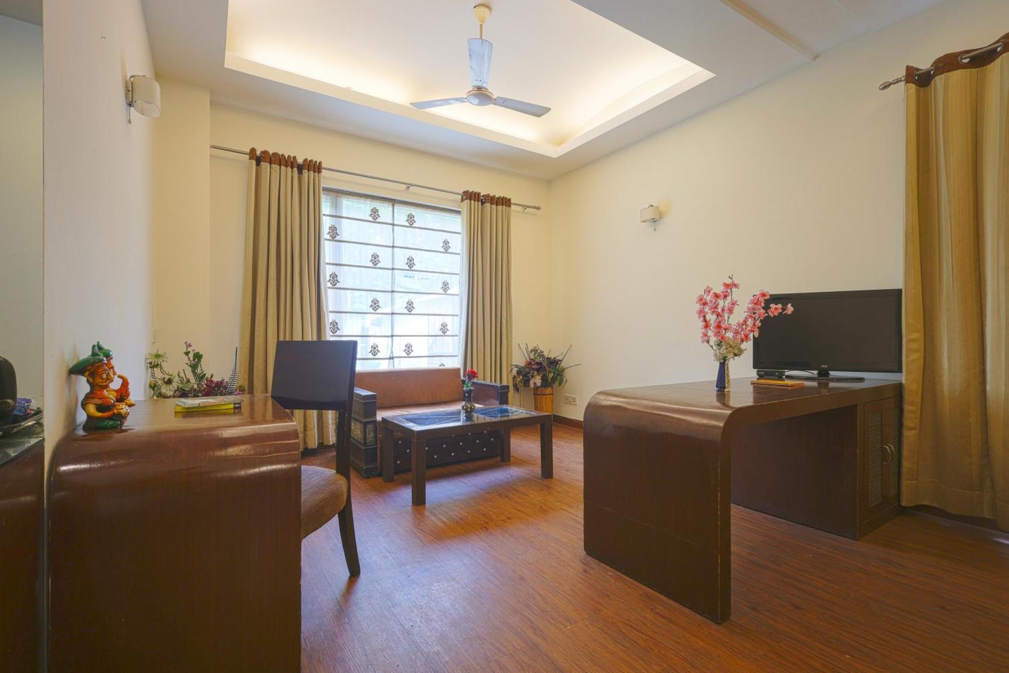 Hotel Haris Mg Road Gurugram Gurgaon Exterior foto