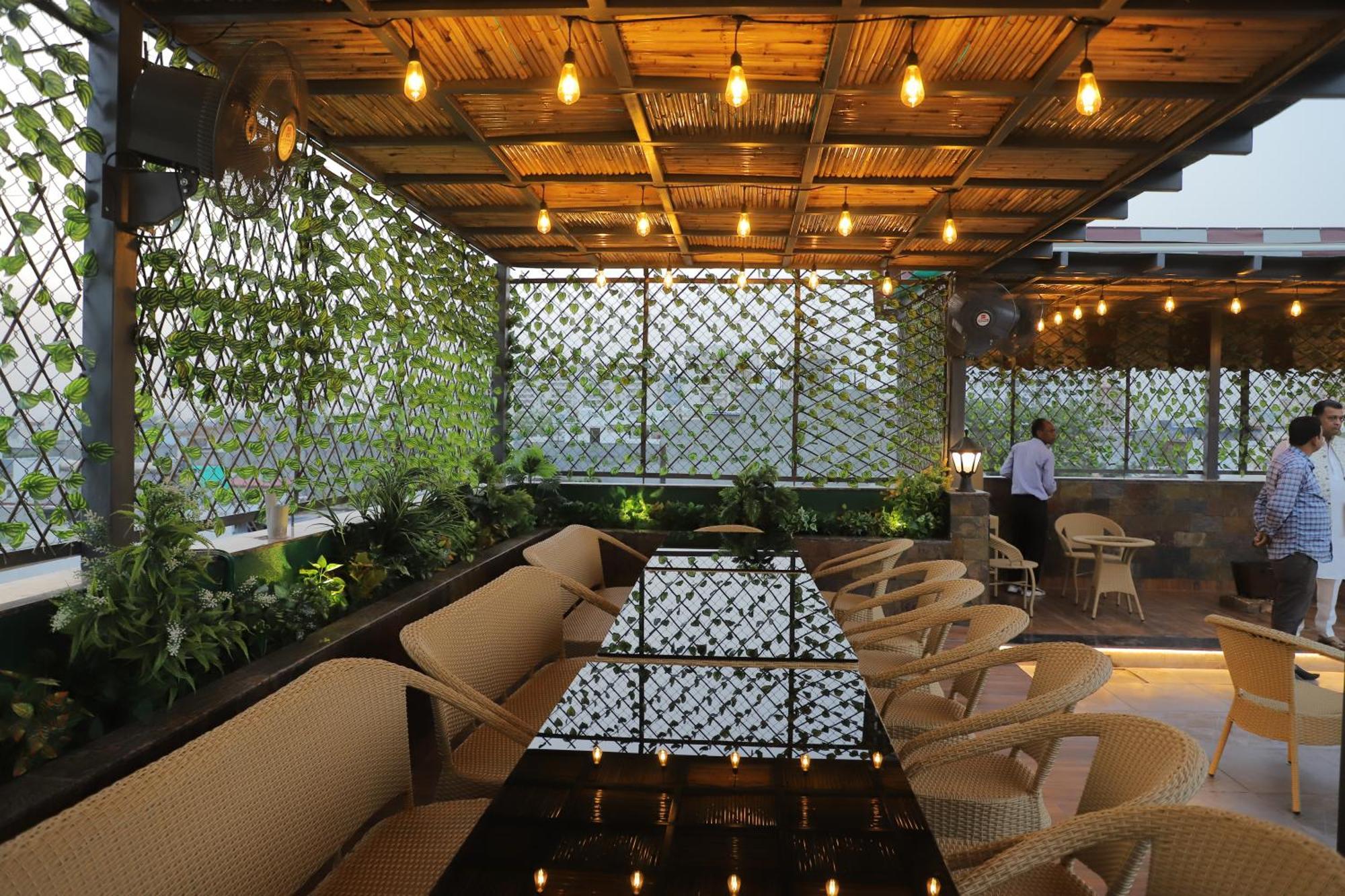 Hotel Haris Mg Road Gurugram Gurgaon Exterior foto
